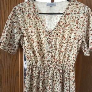 One Loved Babe Windsor dress bridesmaid family pictures